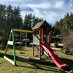 Everwood & Restaurant Hotel 3*
