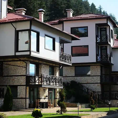 Everwood & Restaurant 3* Govedartsi