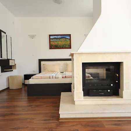 Hotel Everwood & Restaurant 3*