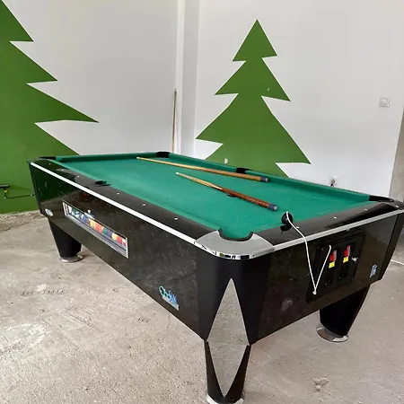 Everwood & Restaurant Hotel