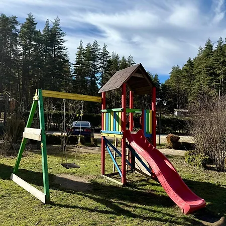 Everwood & Restaurant Hotel 3*