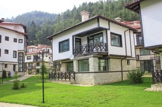 Hotel Everwood & Restaurant 3*