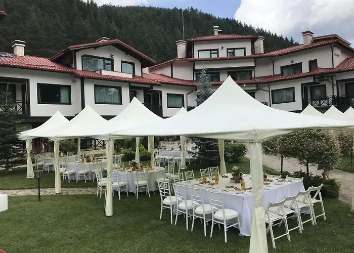 Hotel Everwood & Restaurant 3*