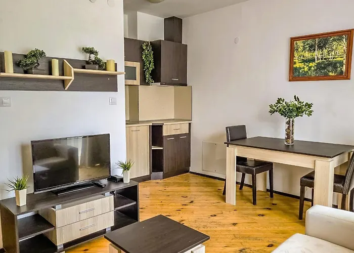 Everwood & Restaurant Hotel Govedartsi