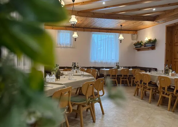 Hotel Everwood & Restaurant 3*