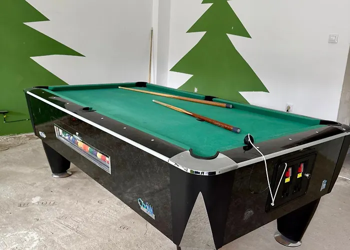 Everwood & Restaurant Hotel